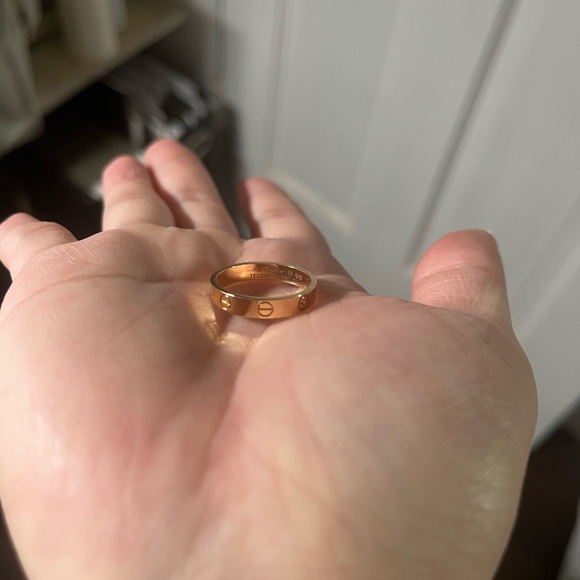 Cartier Love Wedding Band in Yellow Gold Size 55 - Picture 4 of 9